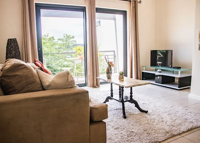 Queens Gate - Modern Townhouse - Wifi - Parking