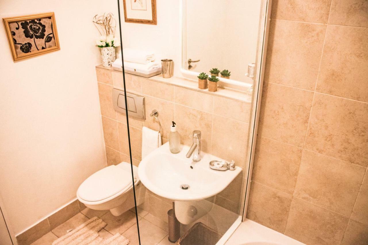 Queens Gate - Modern Townhouse - Wifi - Parking Apartment Cape Town