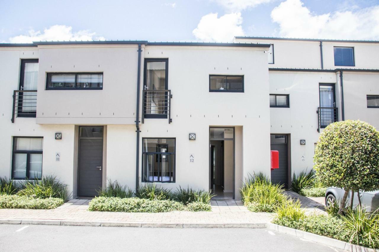 Apartment Queens Gate - Modern Townhouse - Wifi - Parking